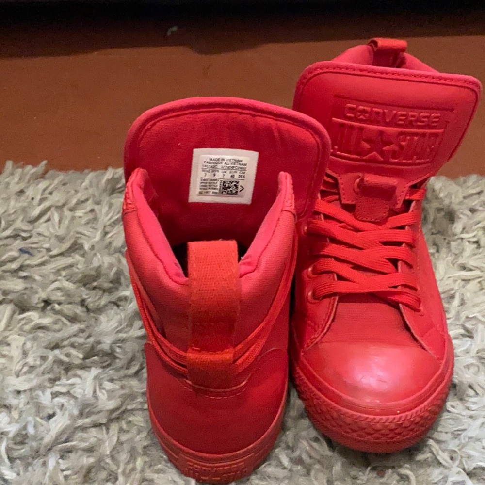 Red high top converse